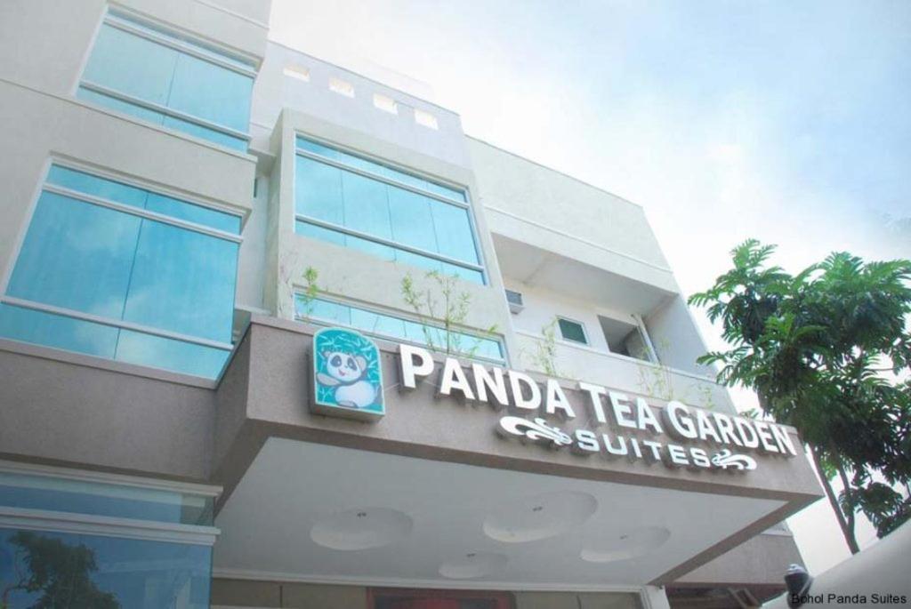 טאגבילראן סיטי Panda Tea Garden Suites מראה חיצוני תמונה