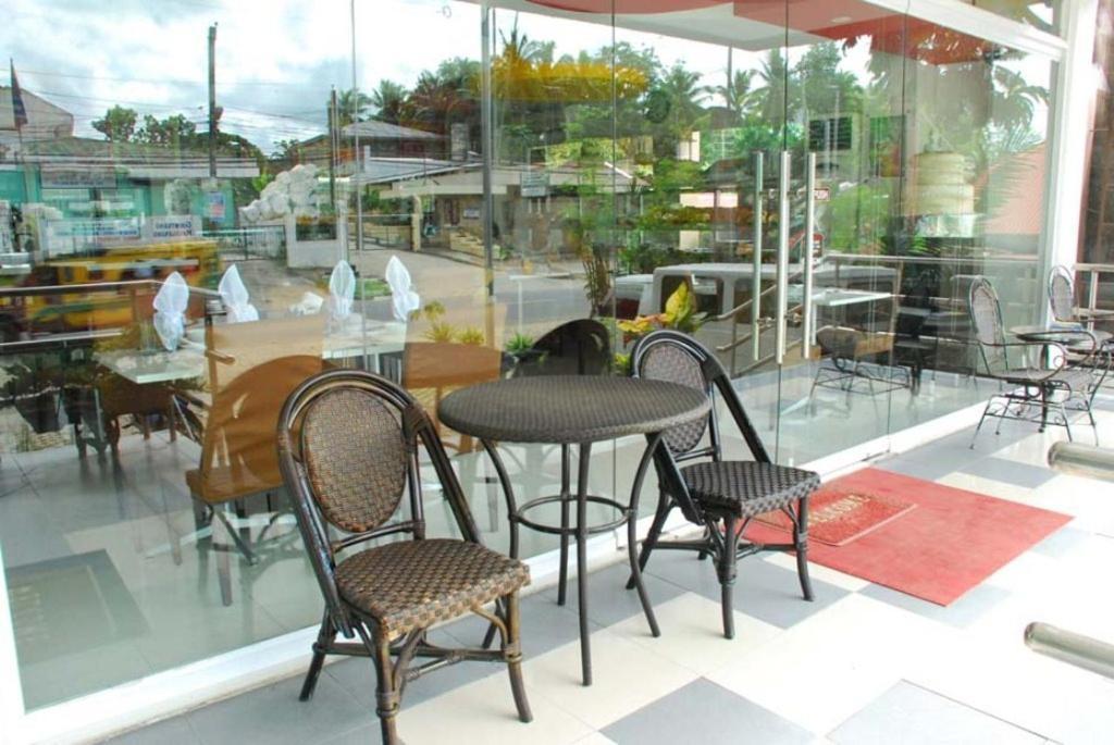 טאגבילראן סיטי Panda Tea Garden Suites מראה חיצוני תמונה